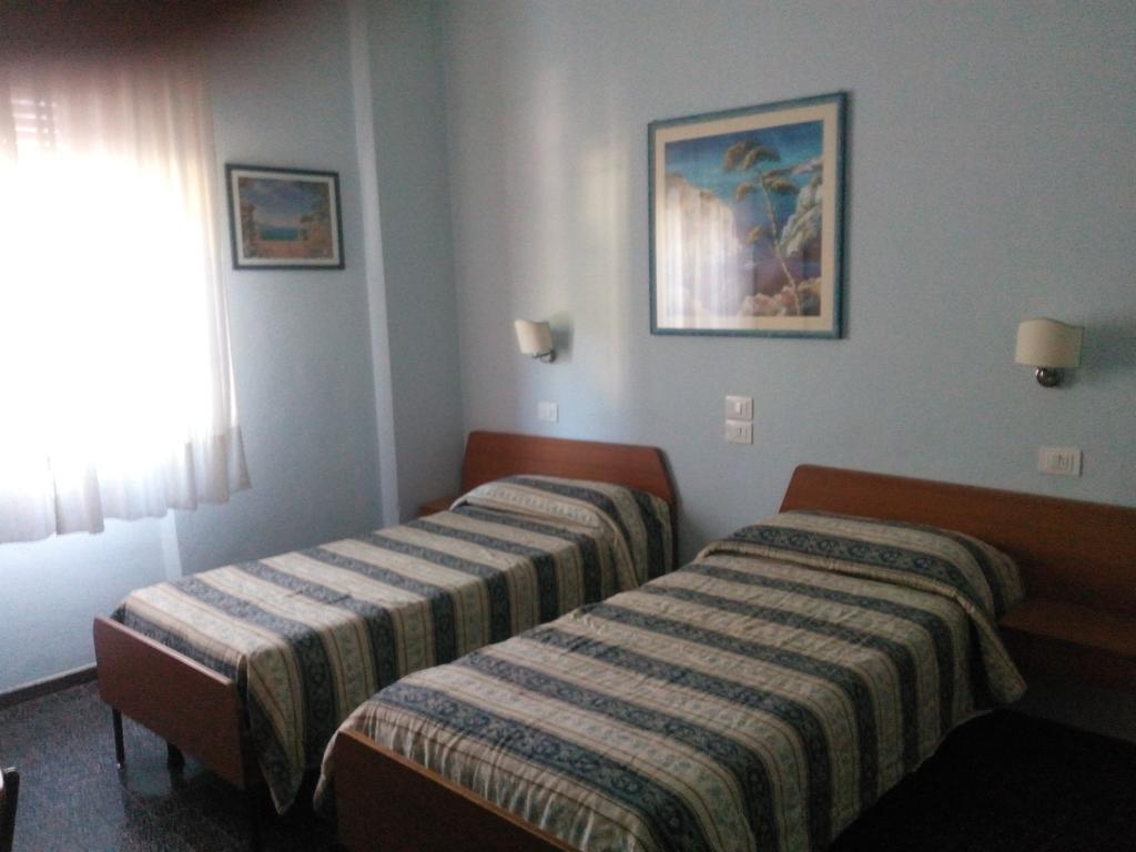 Hotel Lea Grosseto Phòng bức ảnh